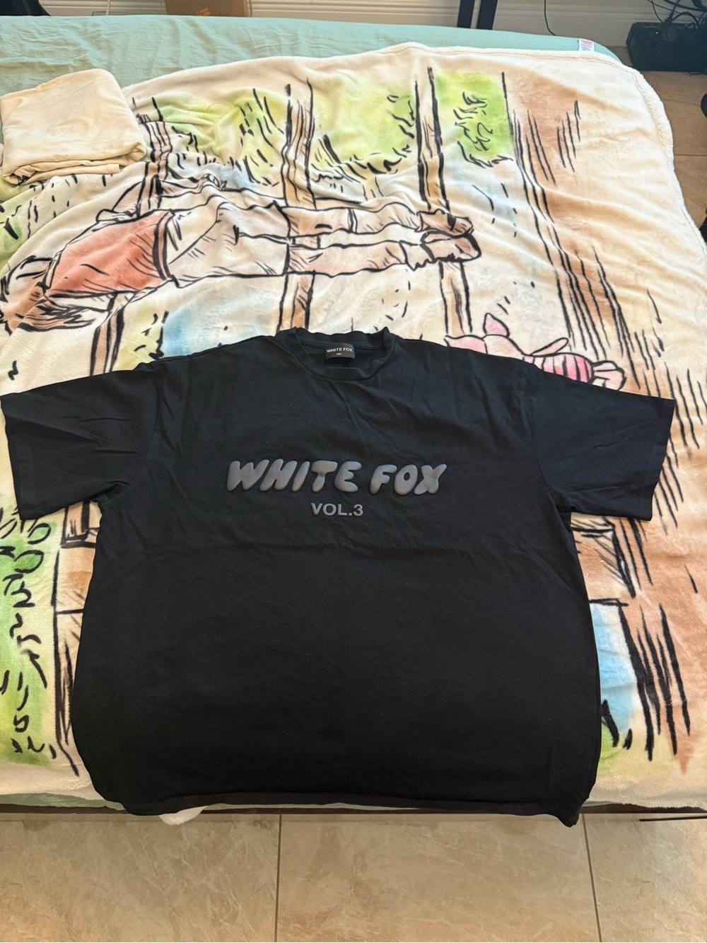White Fox Boutique Black Graphic Short Sleeve Tee